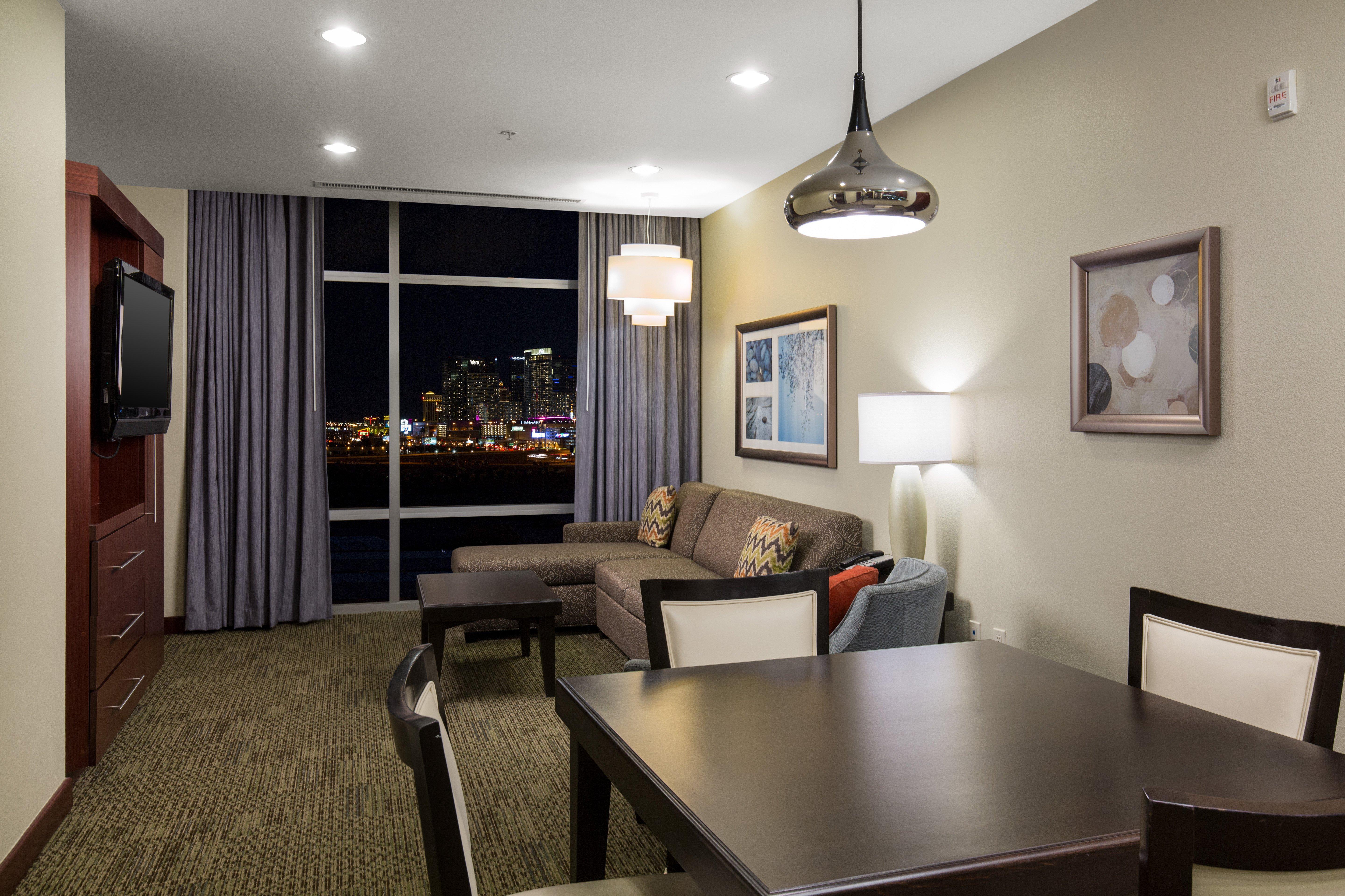 Staybridge Suites Las Vegas - Stadium District Екстер'єр фото